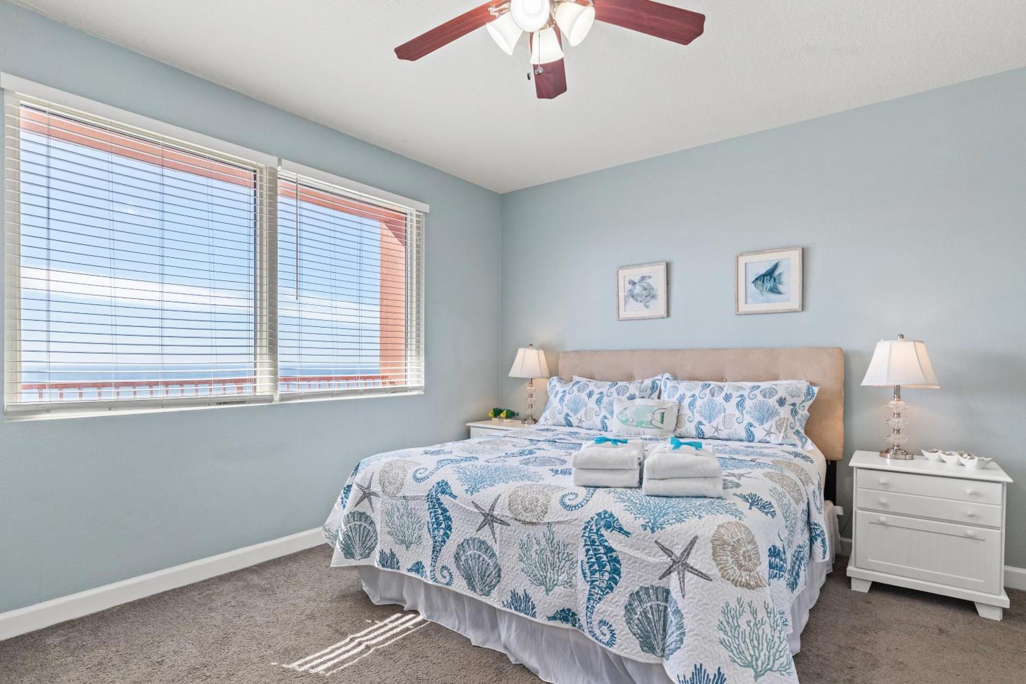 Penthouse With Beautiful Beach Views! 1 Bedroom, 2 Bathroom Penthouse! Panama City Beach Exteriör bild